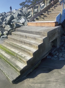 surfers_beach_stairs1.jpg